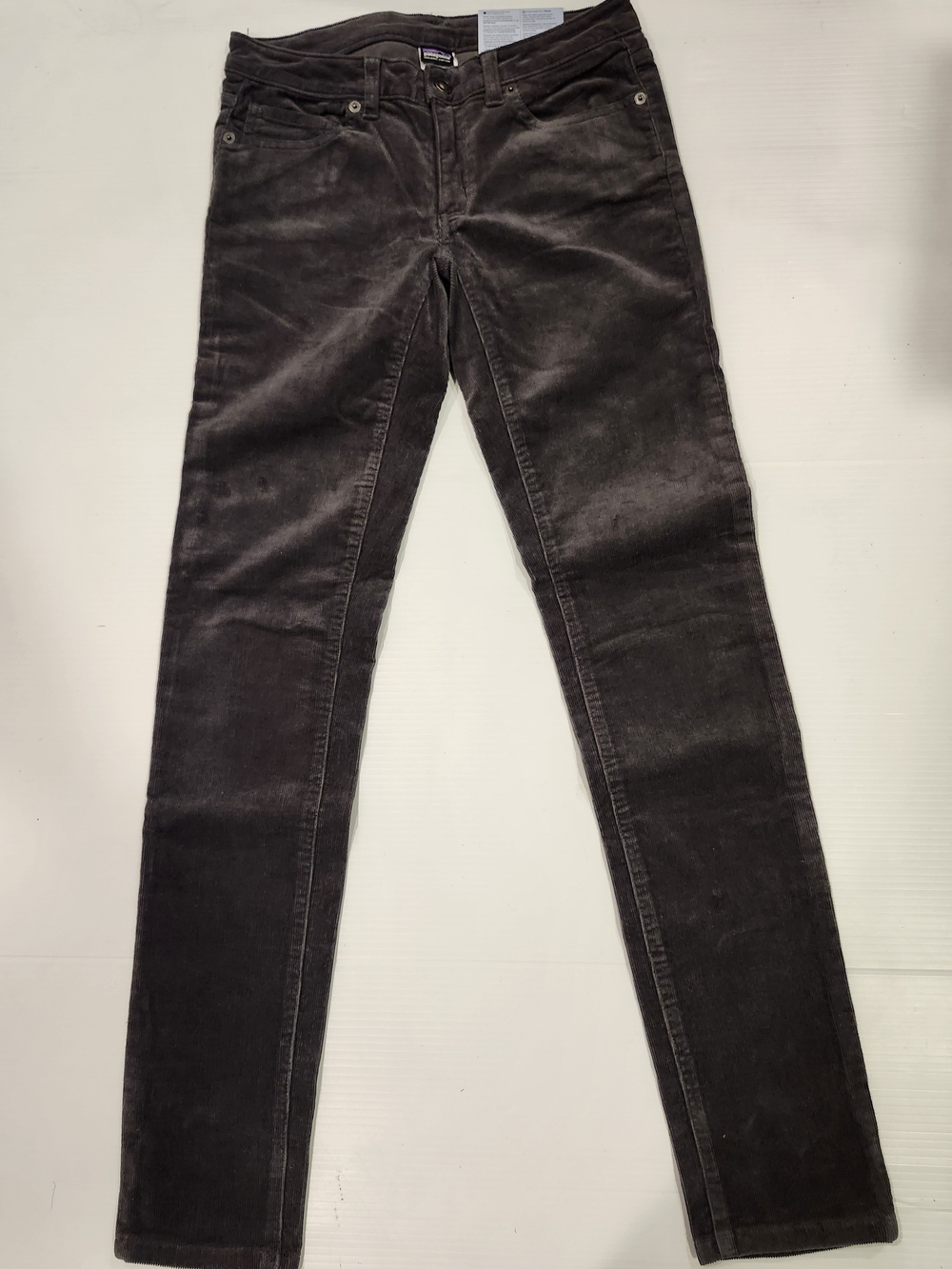 Womens' BNWT Patagonia Fitted Corduroy Pants, 27" x 32" Low Rise Slim Fit Fitted